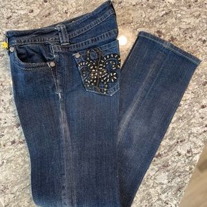 Miss Me Signature-Rise Straight leg Size 28
